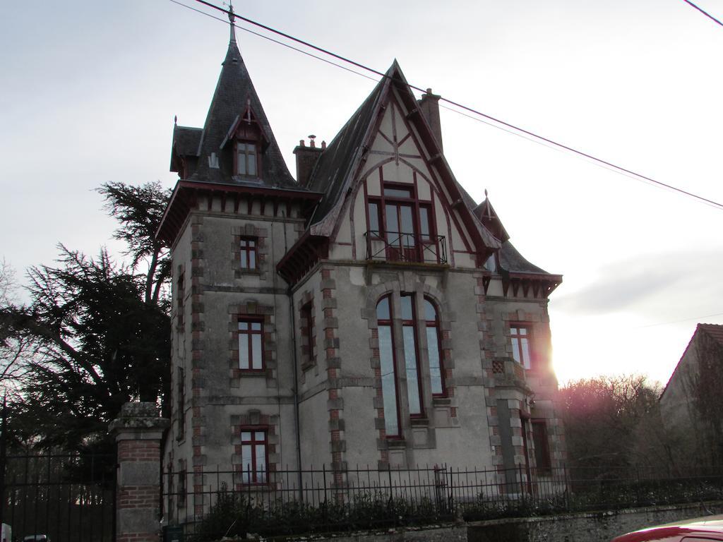 Chateau Lezat - Chambres D'Hotes Ла-Сутеррен Экстерьер фото